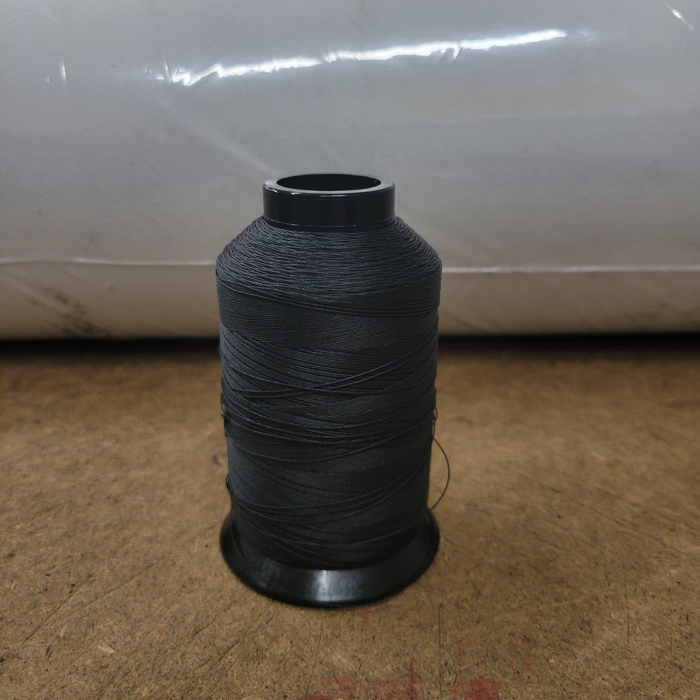 Sunguard B92 Sol. Dyed Black 224Q 4oz thread spool