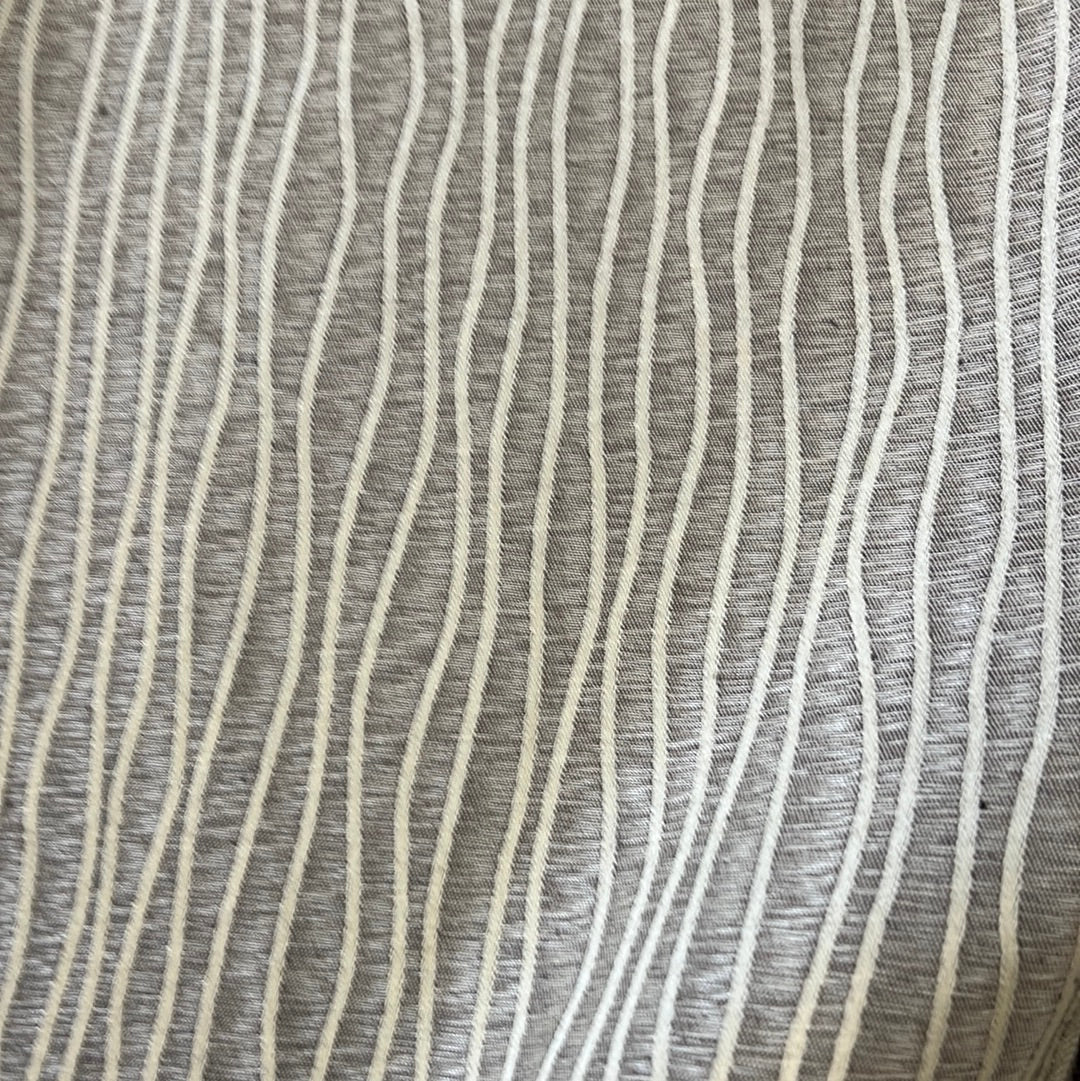 1900 Soca Quartz fabric: Gray linen with off-white wavy stripes.