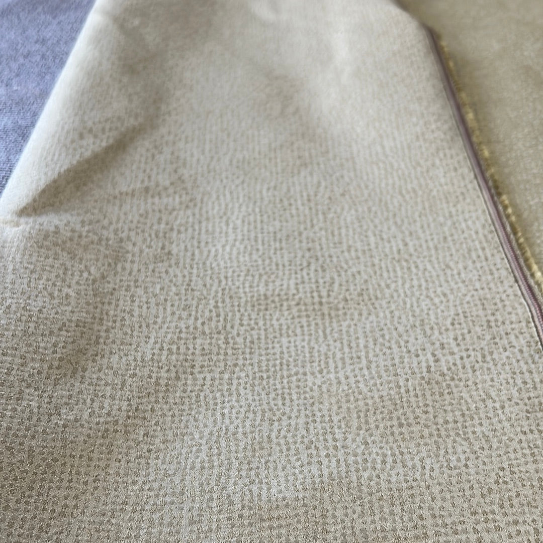 1928 Wablick 310 Sage fabric swatch: textured beige upholstery with subtle dot pattern.