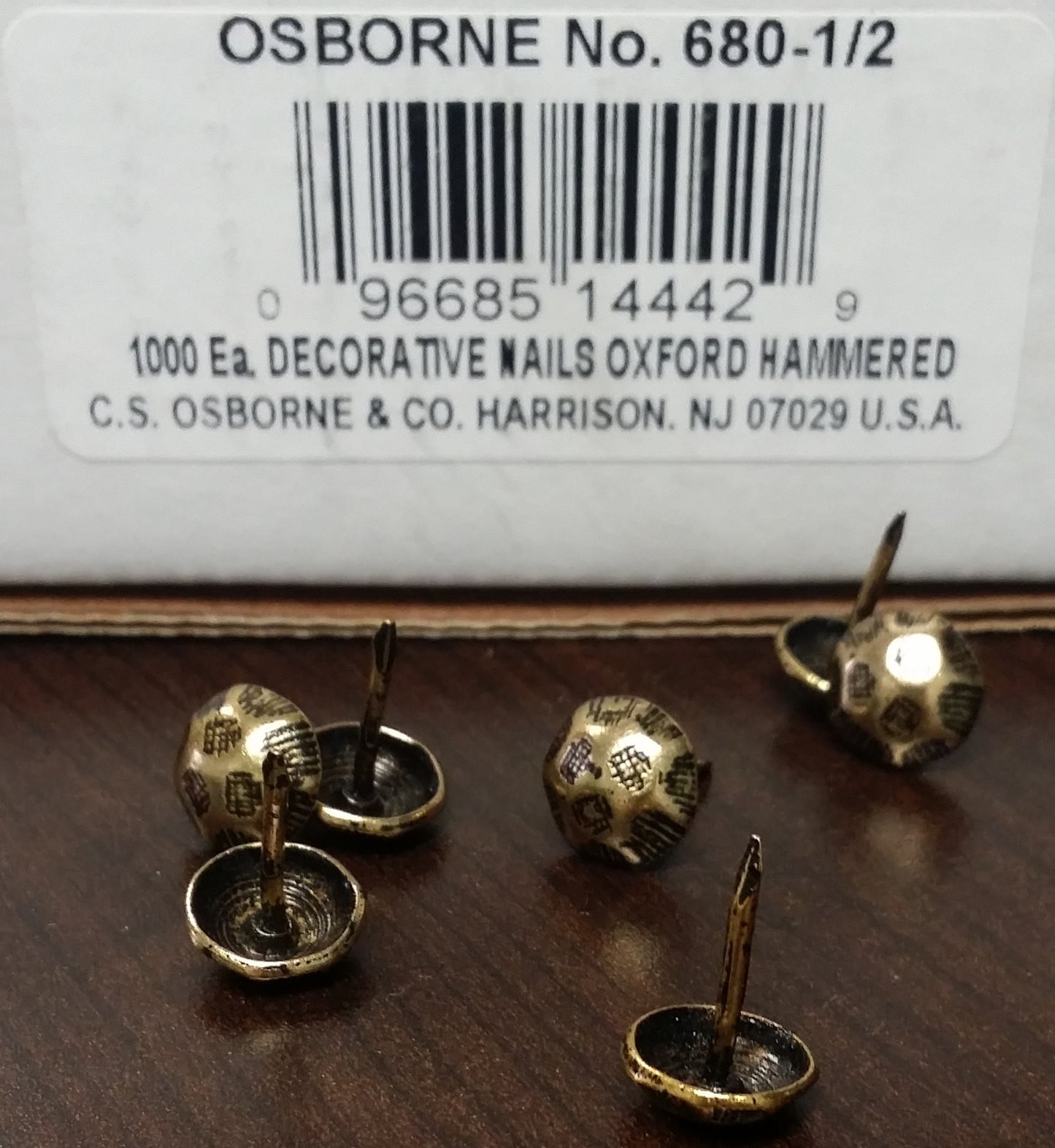 C.S. Osborne & Co. 1000 ct. 1/2" Oxford Hammered Decorative Nails