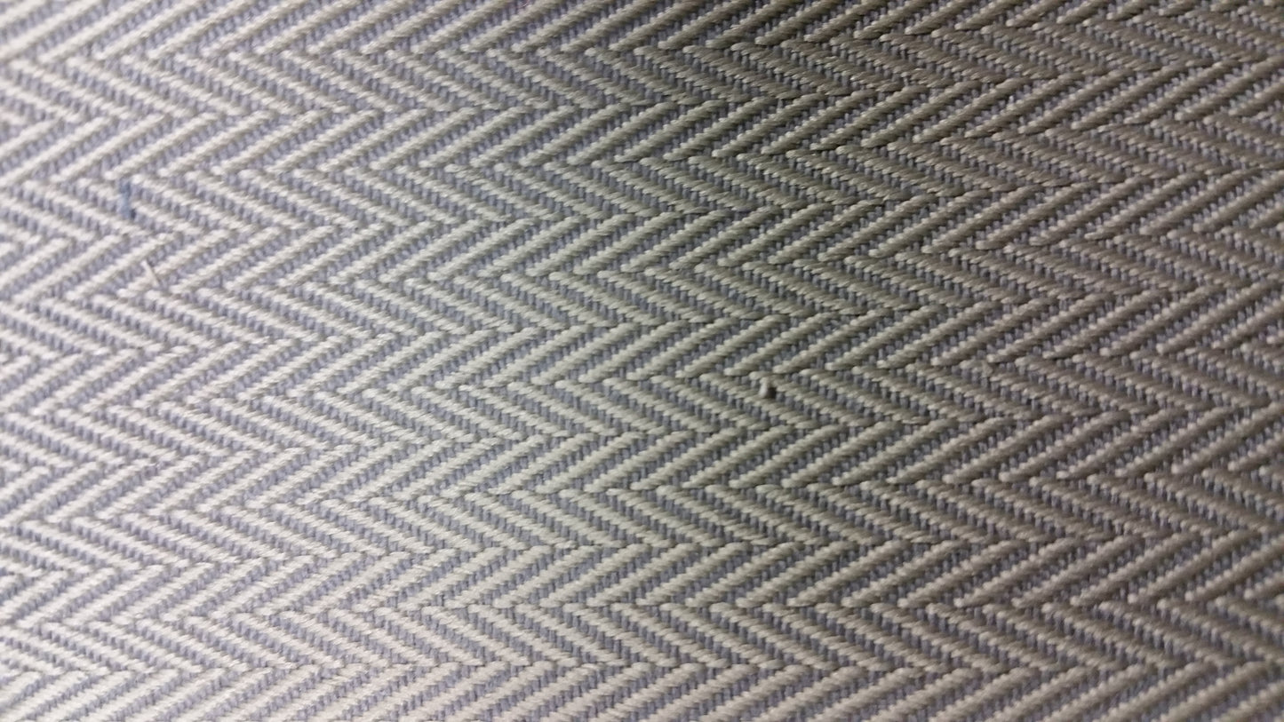 Ring 1541 13114 Flawed: Close-up of textured gray fabric with herringbone pattern.