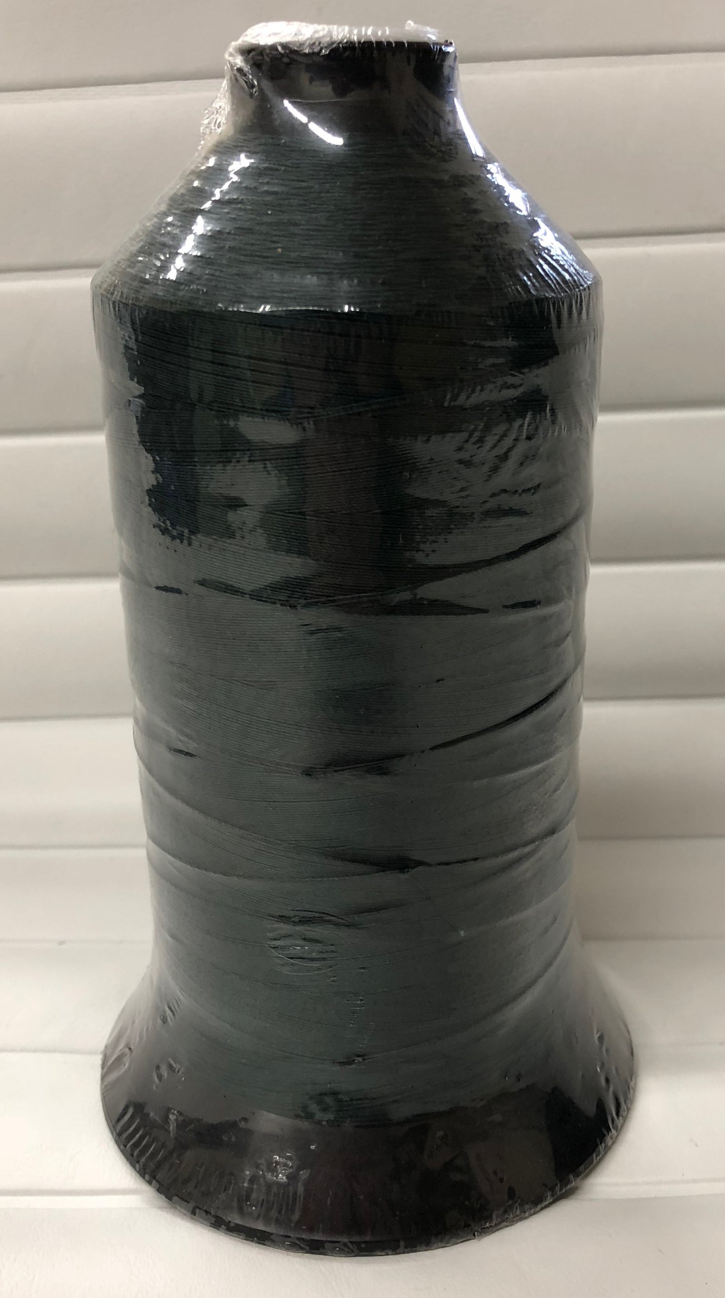 Sunguard B92 Forest Green 220Q 16oz thread spool