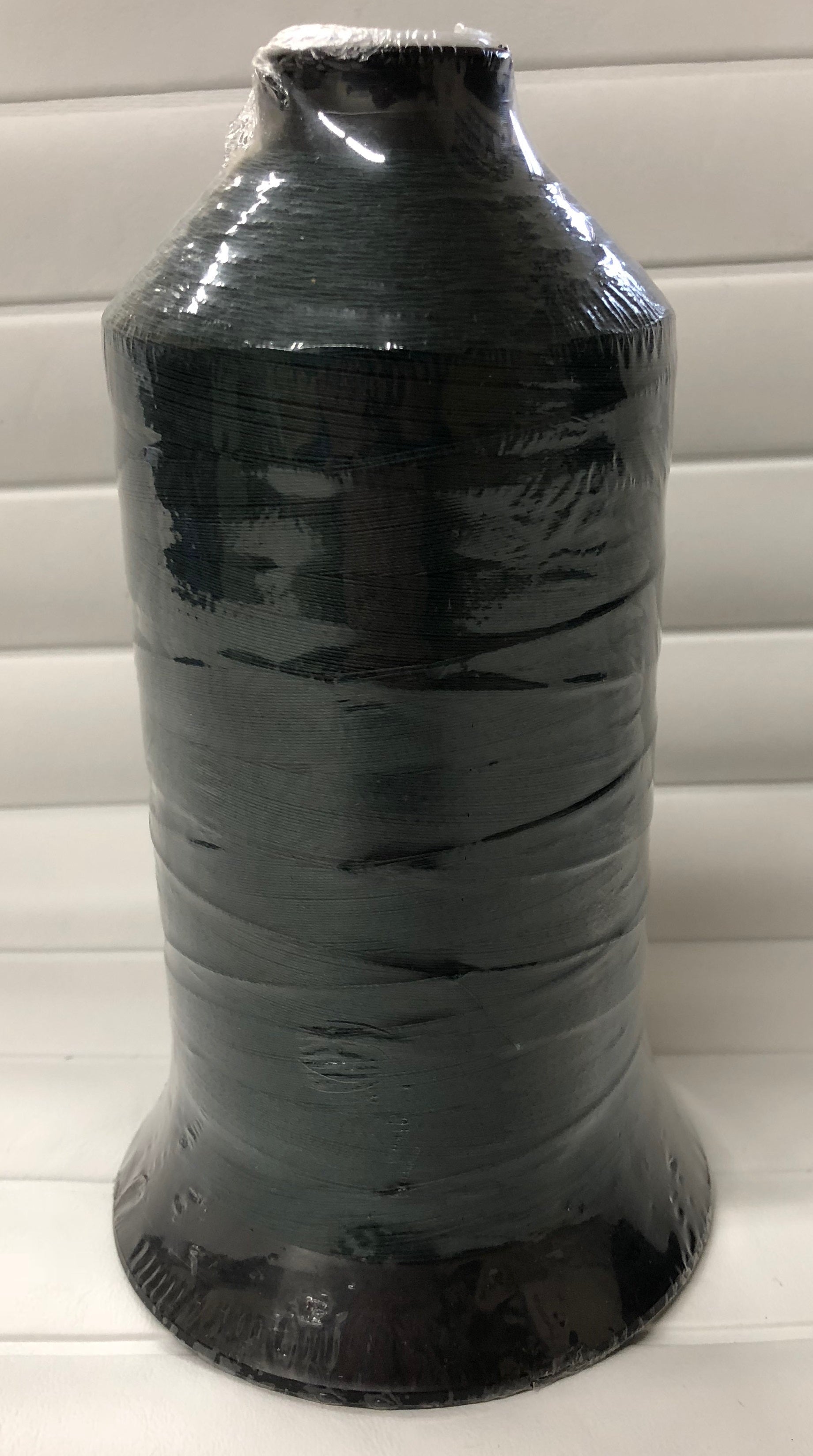 Sunguard B92 Forest Green 220Q 16oz thread spool