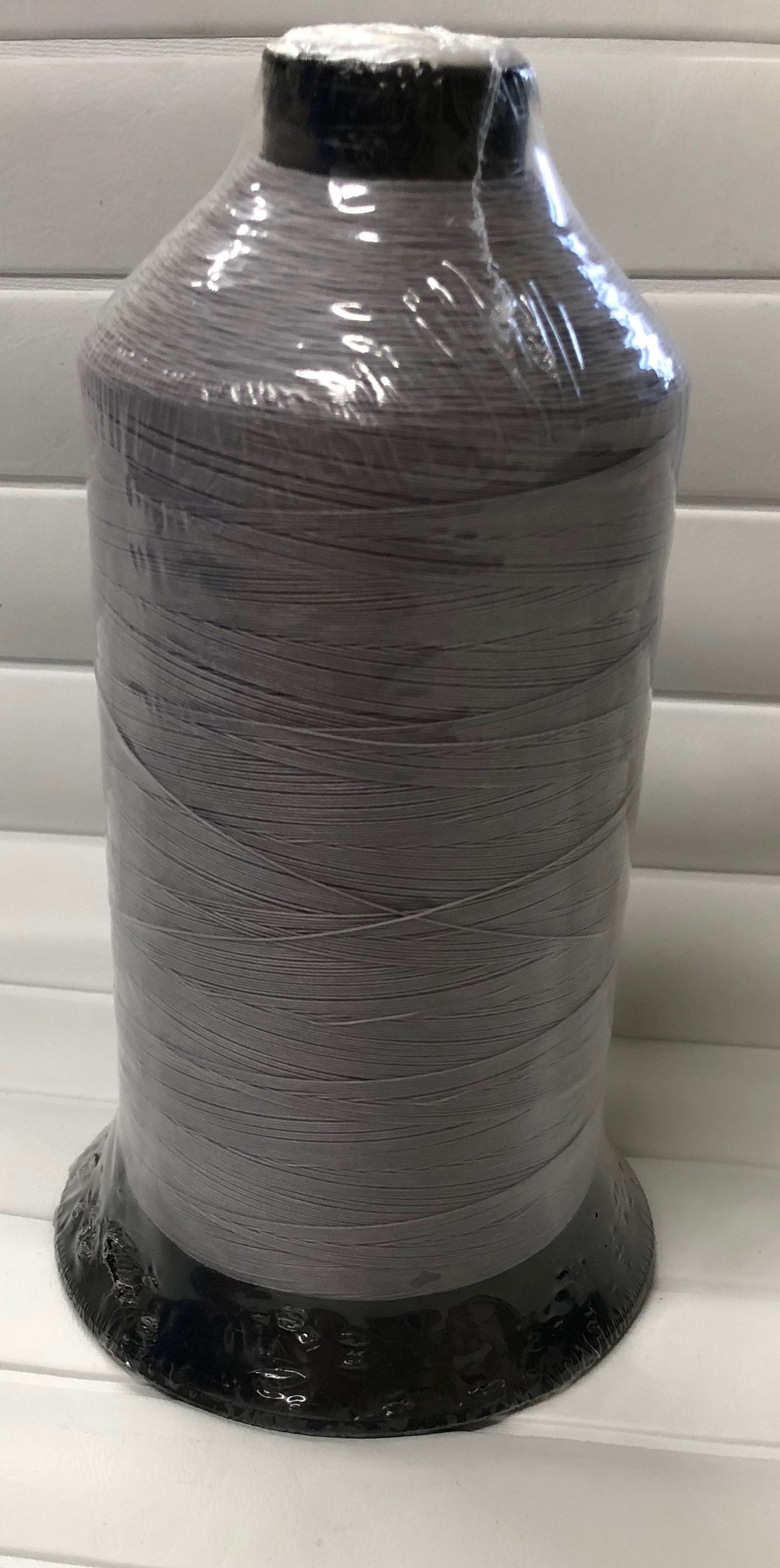 Sunguard B92 Pearl Grey 221Q 16oz sewing thread spool