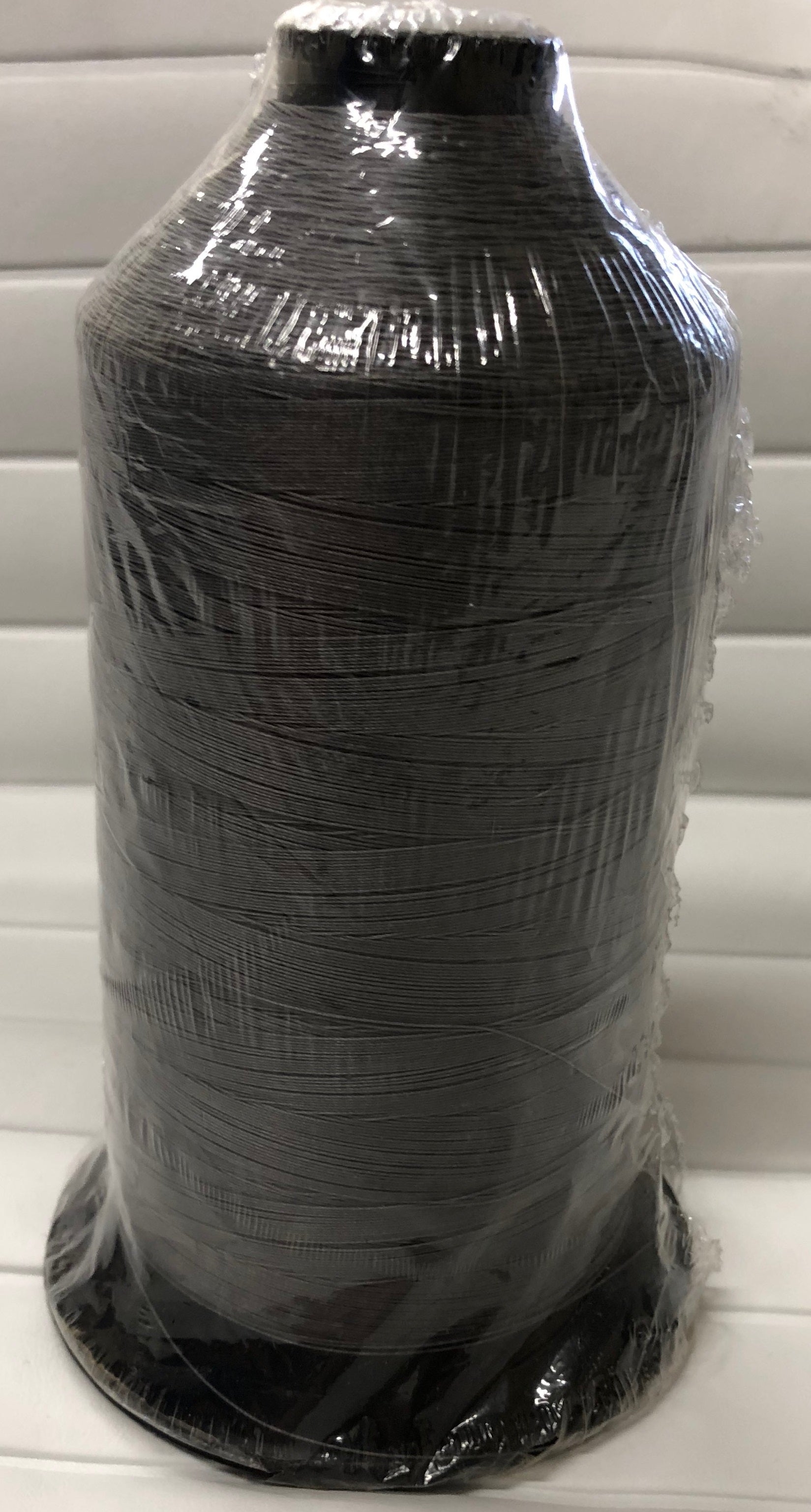 Sunguard B92 Med. Titanium 234Q 16oz thread spool